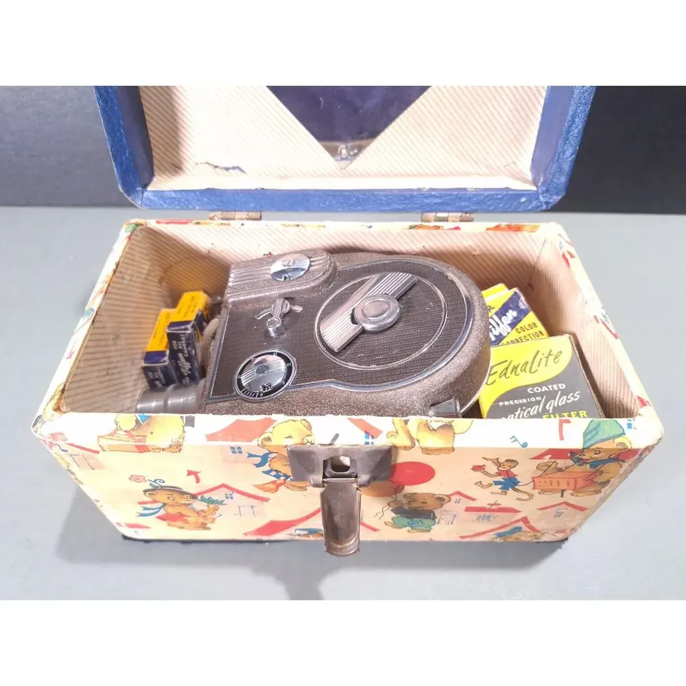 Revere Eight Model 67 8mm Movie Camera Set Case 2 Lenses Manuals Kodachrome